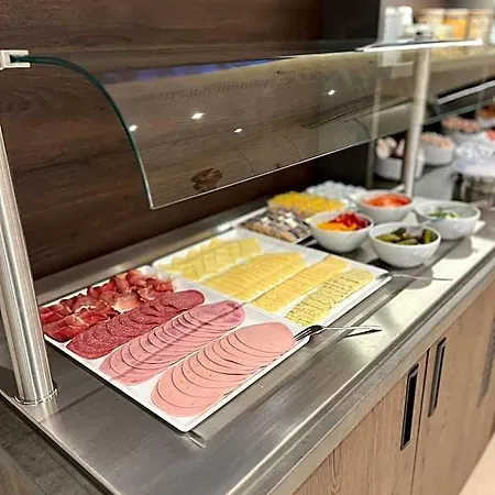 Hotel Drei Kronen 3*