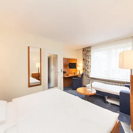 Drei Kronen Hotel 3*